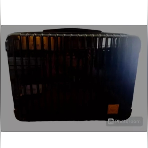 BELLAMI Handbags - Bellami Professional Hair Extensions Carrying Hard Case